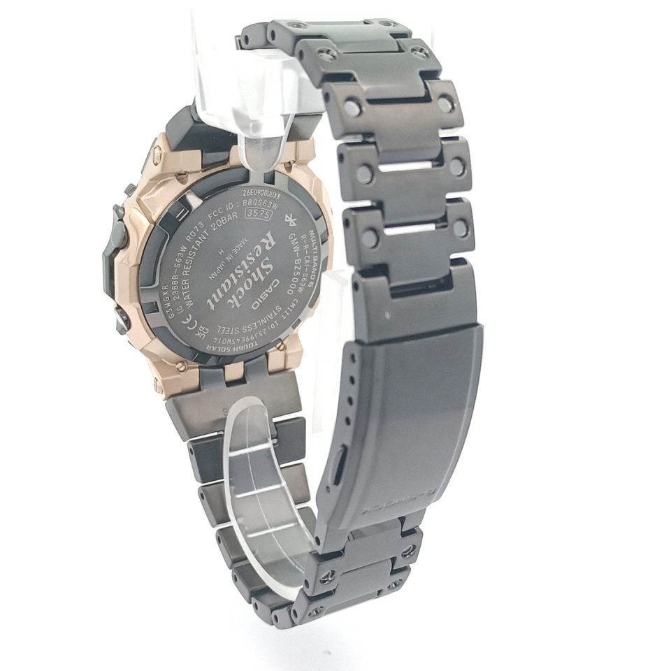 Casio G-SHOCK GMW-BZ5000BD-1ER