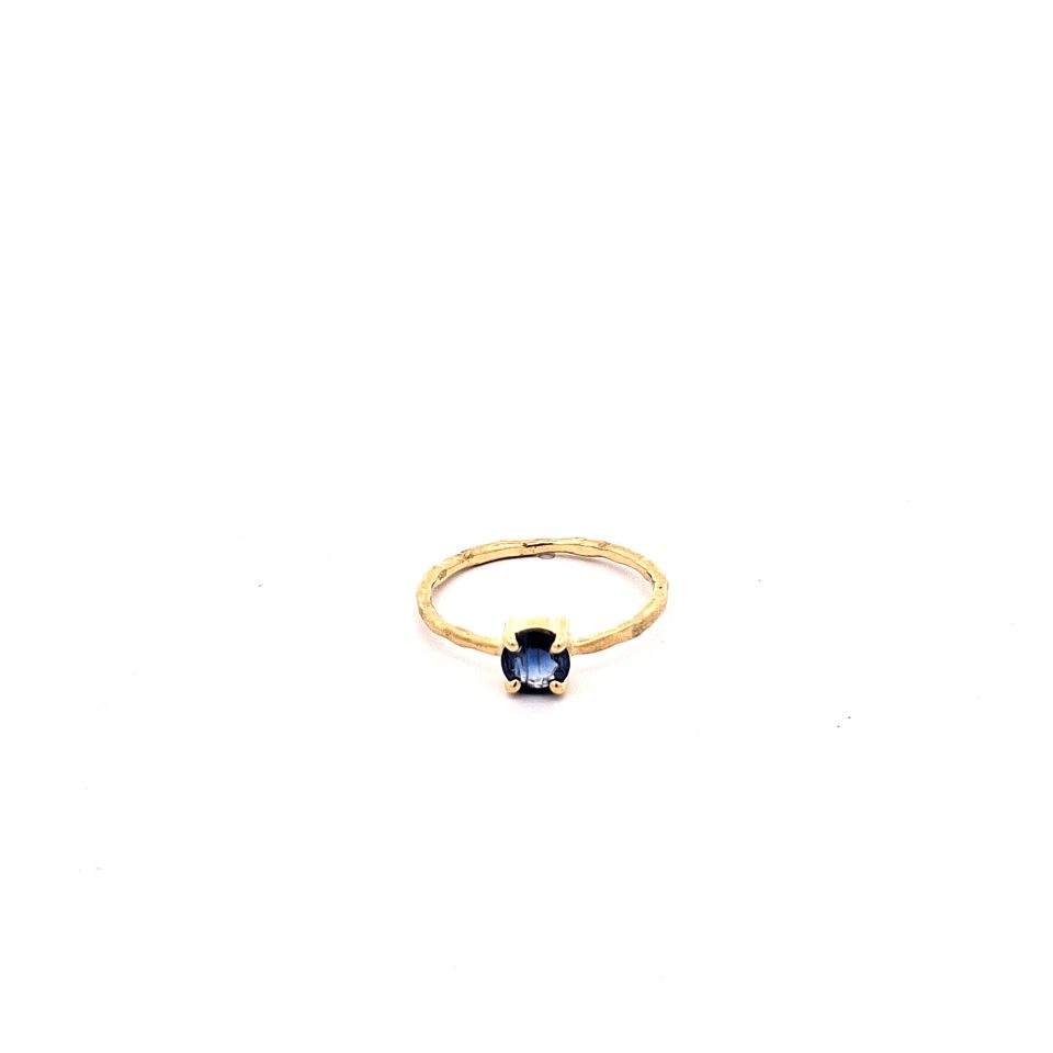 Gelbgold Ring mit Saphir 14 Karat, Eigenanfertigung